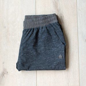 REEBOX track pants with pockets wicking and stretch size medium